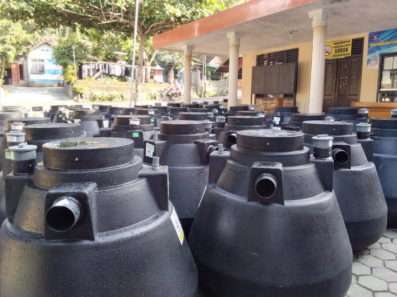 Bantuan Jamban untuk 55 Warga Hargorejo